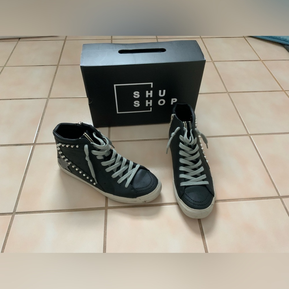 Shu Shop Riri High Top Sneaker Black with Silver Star & Studded  Size 9
